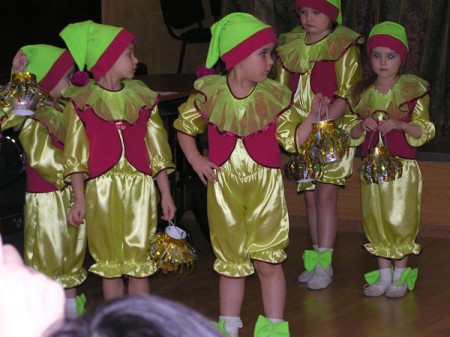 Костюмы "Белоснежка и гномики"