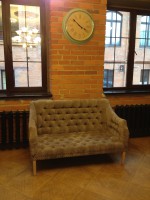 диван с каретной стяжкой